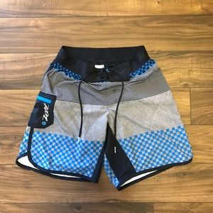 zoot shorts 9” sz Small mens